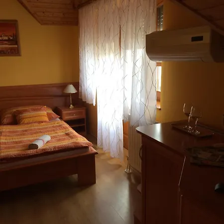 Napsugar Vendeghaz-apartman