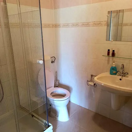 Napsugar Vendeghaz-apartman * Vonyarcvashegy