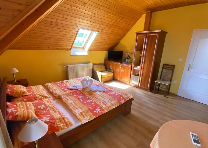 Napsugar Vendeghaz-apartman בית הארחה